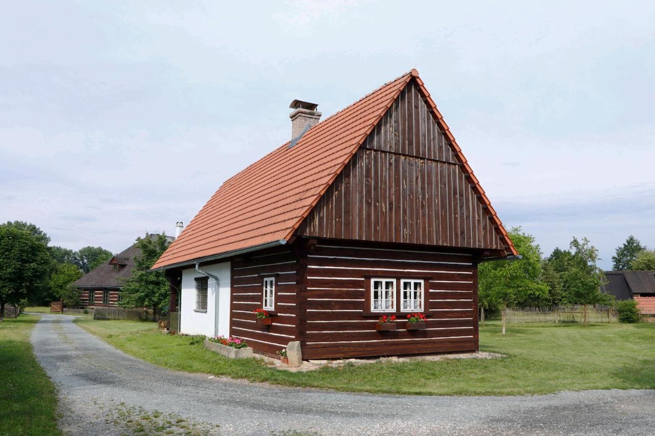 Letni Byt Ve Skanzenu Trebechovice pod Orebem Luaran gambar